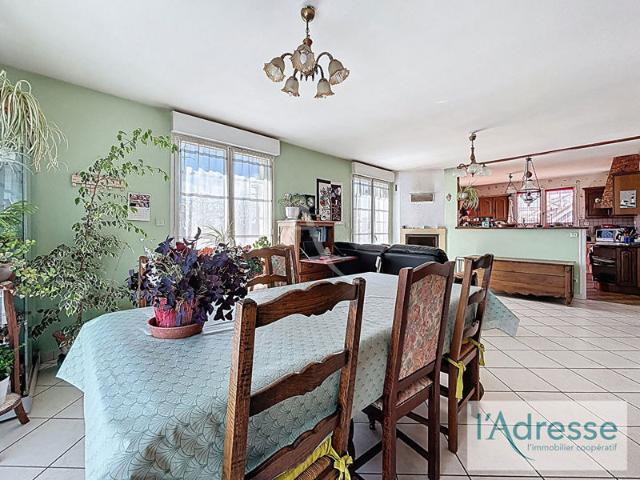 Maison Saint Baudelle 7 pièce s 142.70 m2