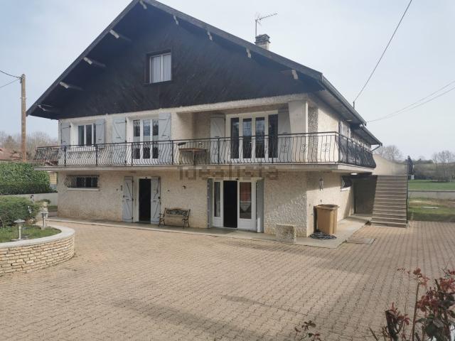 Maison, Saint Baudille de la Tour
