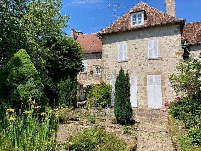 Maison, Saint Benoît du Sault