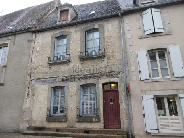Maison, Saint Benoît du Sault