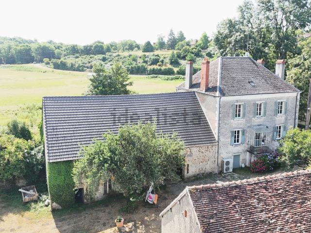 Maison, Saint Benoît du Sault