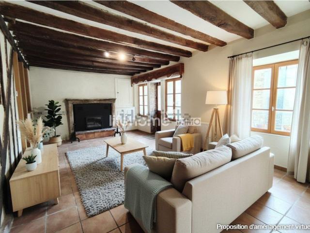 Maison, Roussines