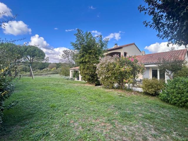 Maison, Saint Benoît