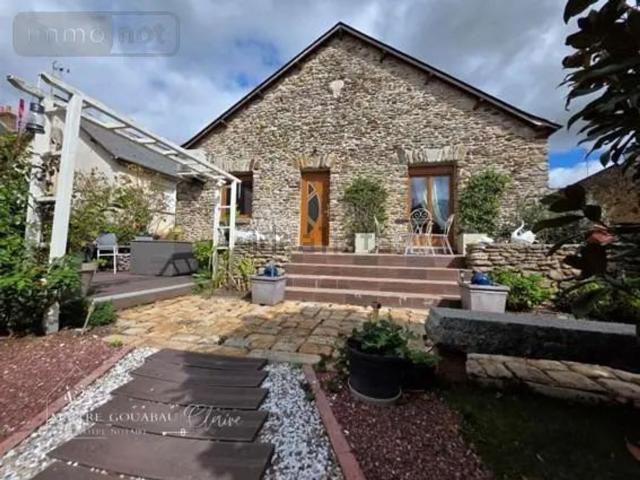 Maison, Saint Berthevin