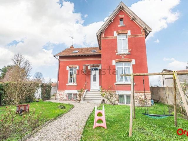 Maison, Saint Brice Courcelles