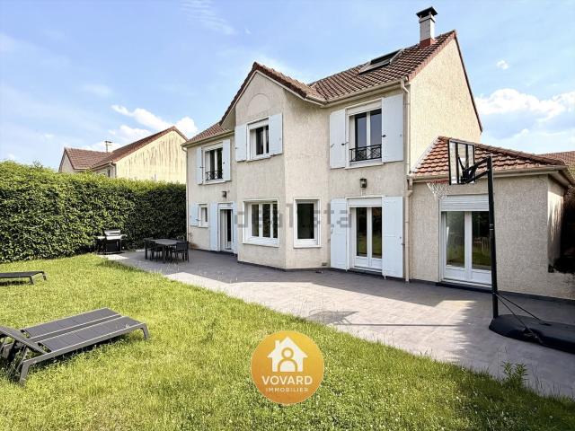 Maison, Saint Brice sous Forêt