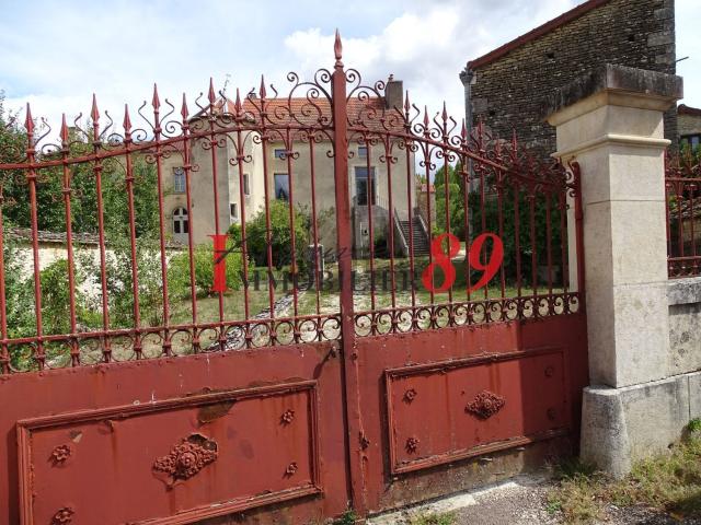 Maison, Moitron