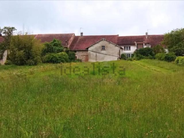 Maison, Saint Broingt le Bois