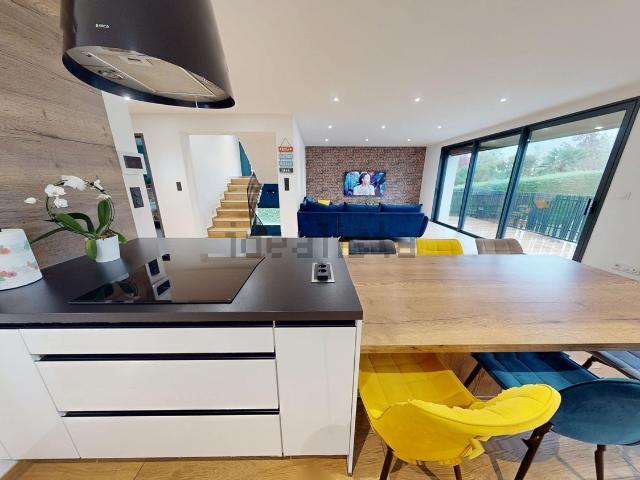 Maison, Saint Genest Lerpt