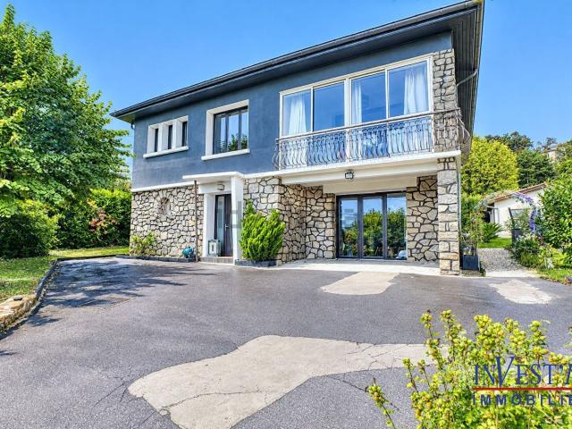 Maison, Saint Genis Laval