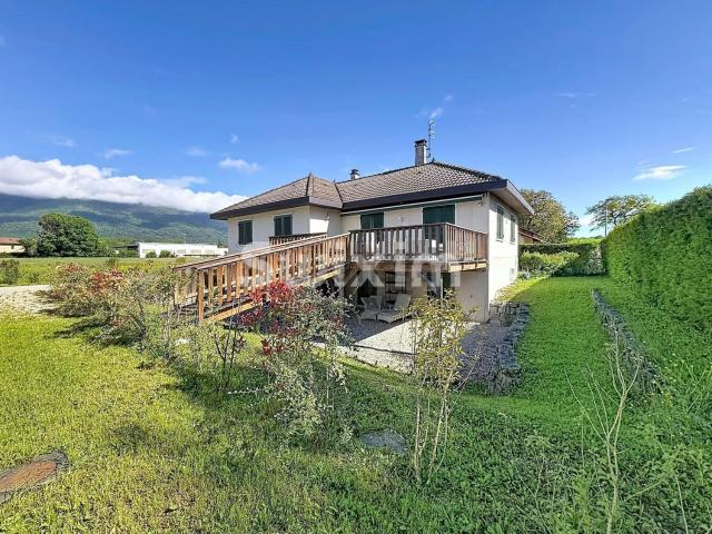 Maison, Saint Genis Pouilly
