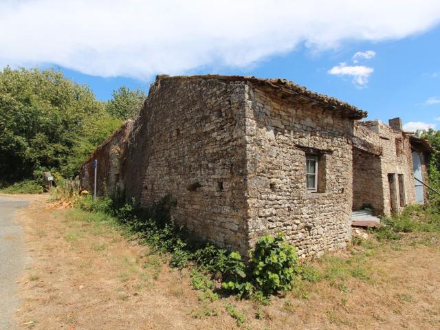 Maison, Saint Georges de Noisné