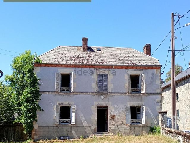 Maison, Saint Georges la Pouge
