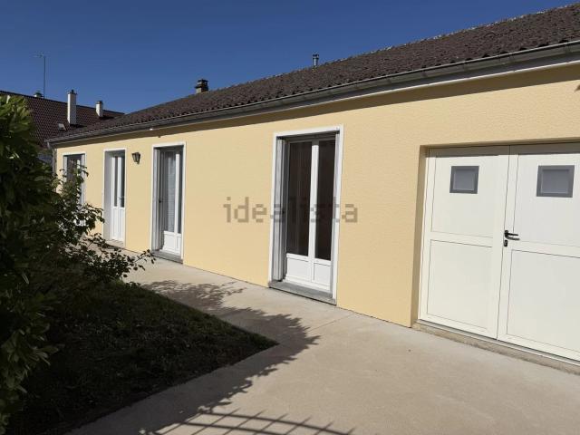 Maison, Saint Georges sur Baulche