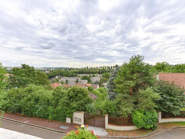 Maison Saint Germain En Laye 7 pièce s 202.38 m2 202m² Saint Germain en Laye