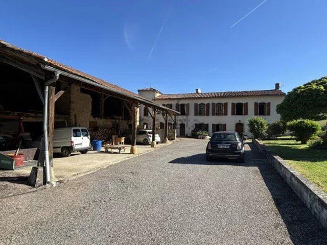 Maison, Saint Girons