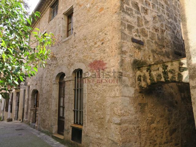 Maison, Saint Guilhem le Désert