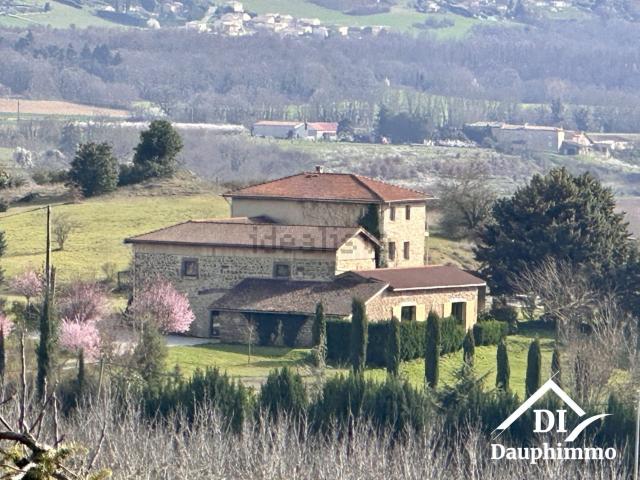 Maison, Saint Donat sur l&apos Herbasse