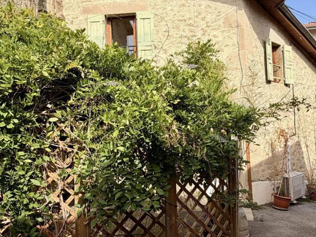Maison, Saint Donat sur l&apos Herbasse