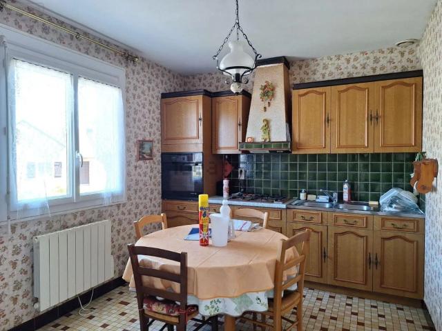 Maison, Saint Denis de Gastines