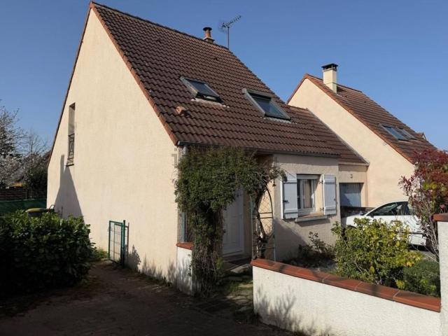 Maison, Saint Denis en Val