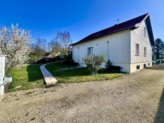 Maison, Saint Denis en Val