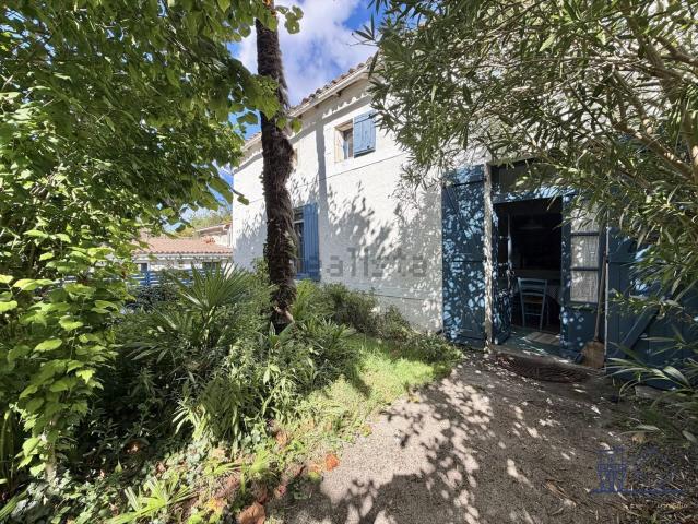 Maison, Saint Dizant du Gua