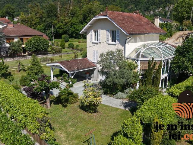 Maison, Saint Égrève