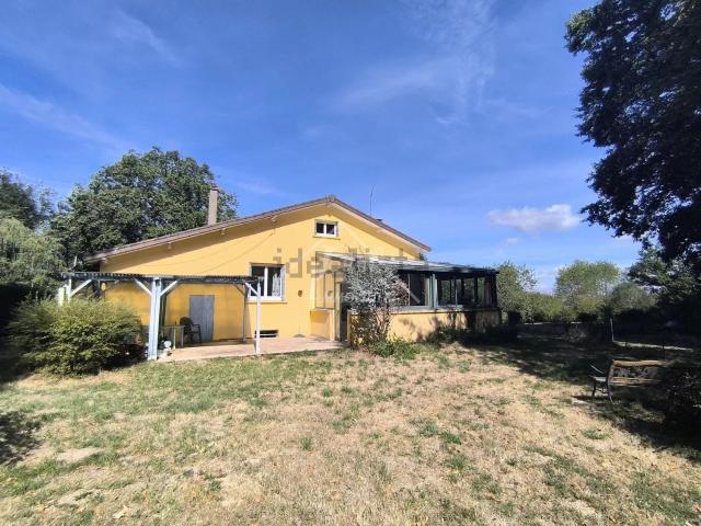 Maison, Saint Éloy les Mines