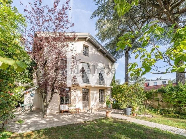 Maison, Saint Étienne