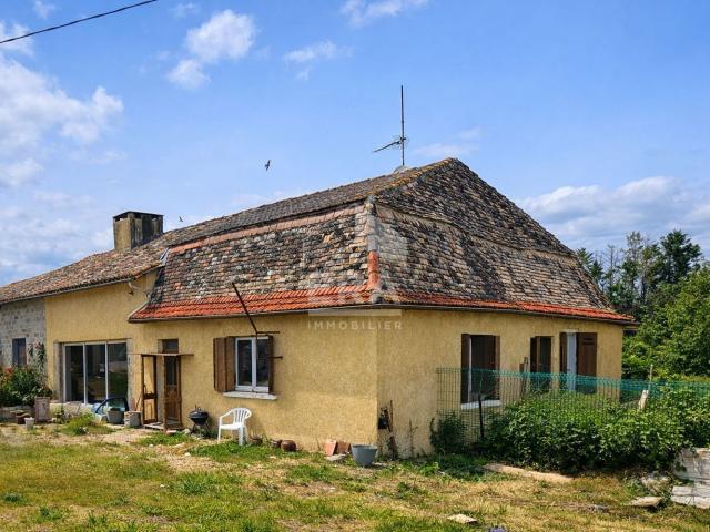 Maison, Saint Étienne de Puycorbier