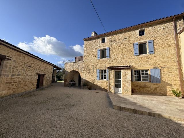 Maison, Saint Front sur Lémance