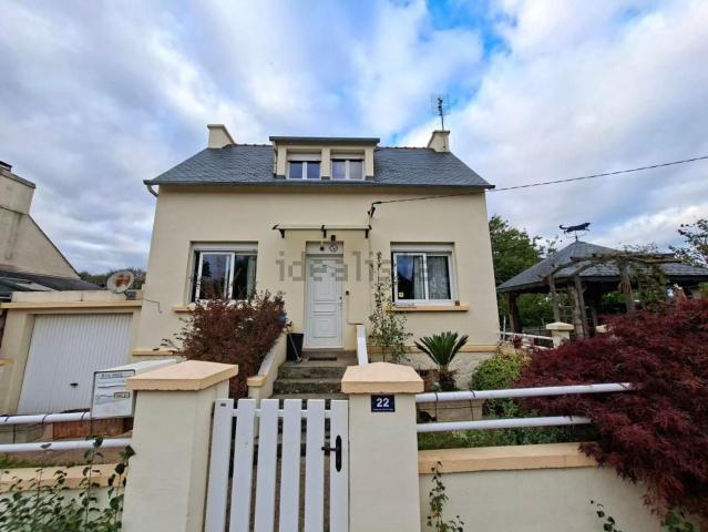 Maison, Saint Hernin