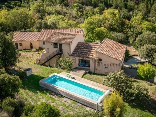 Maison, Saint Hilaire
