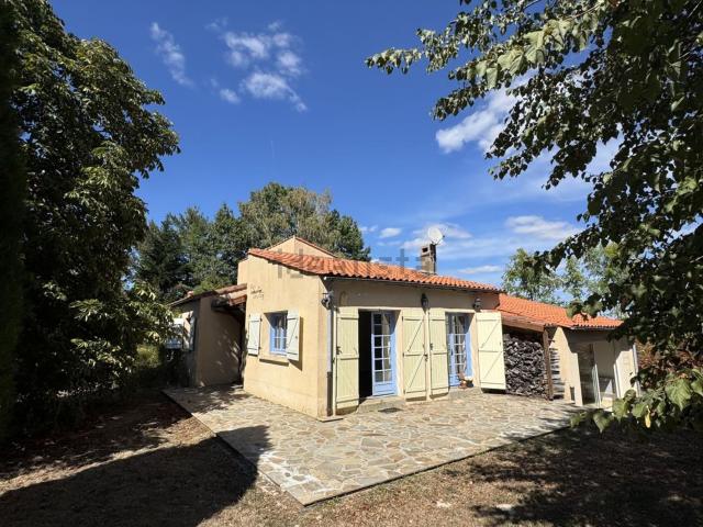 Maison, Saint Hilaire Bonneval