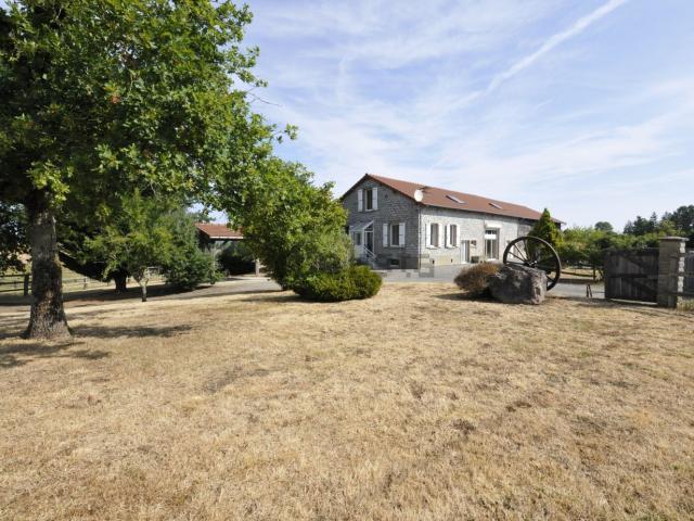 Maison, Saint Hilaire Bonneval