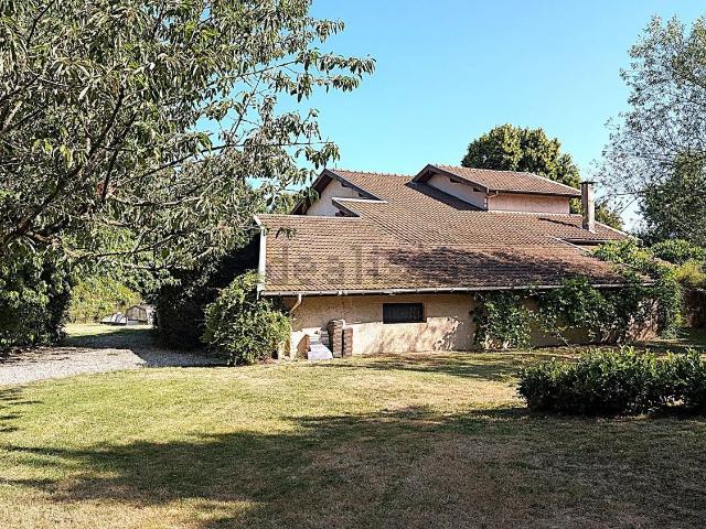 Maison, Saint Hilaire de la Côte