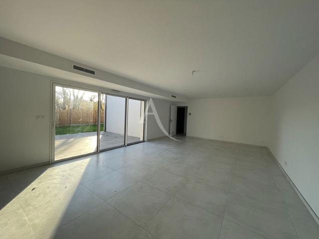 Maison Saint Hilaire La Foret 4 pièce s 110 m2