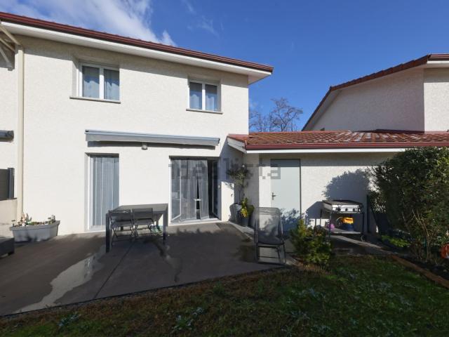 Maison, Saint Ismier
