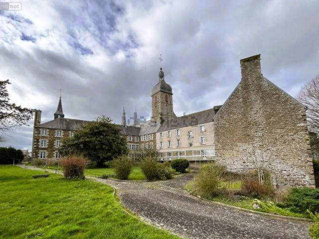 Maison, Saint James