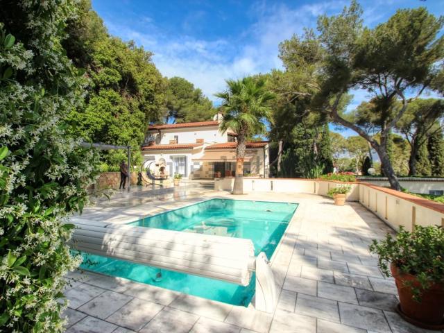 Maison, Saint Jean Cap Ferrat