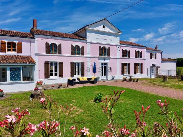 Maison, Saint Jean d&apos Angély