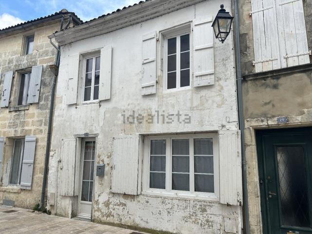 Maison, Saint Jean d&apos Angély