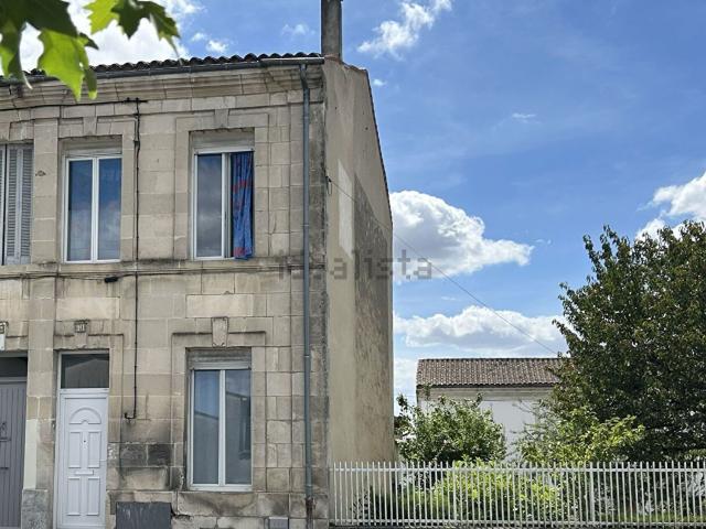 Maison, Saint Jean d&apos Angély