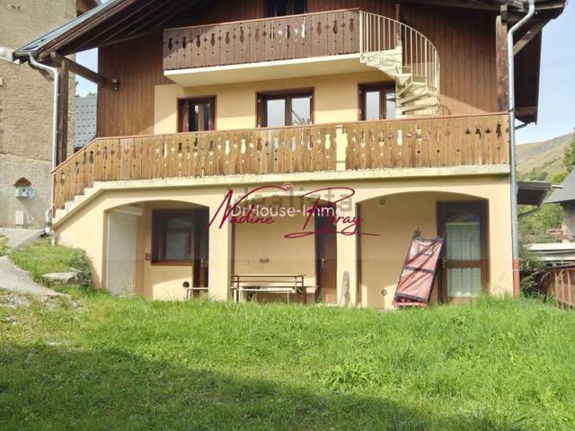 Maison, Saint Jean d&apos Arves