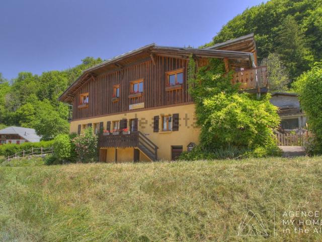 Maison, Saint Jean d&apos Aulps
