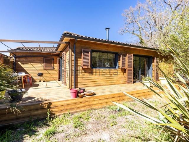 Maison, Saint Jean d&apos Illac