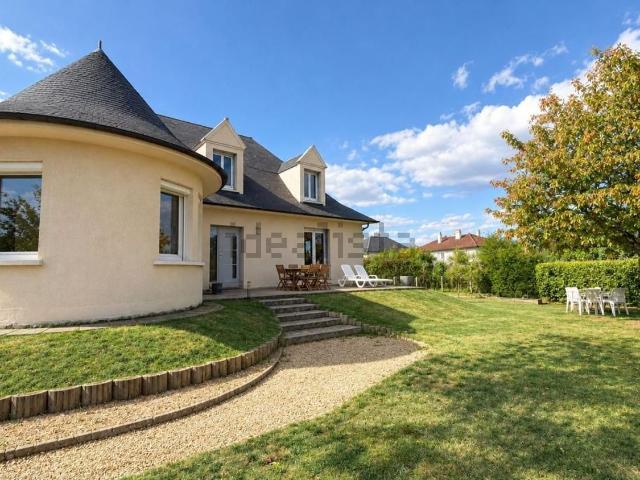 Maison, Saint Jean le Blanc