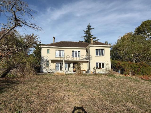 Maison, Saint Jean les Deux Jumeaux