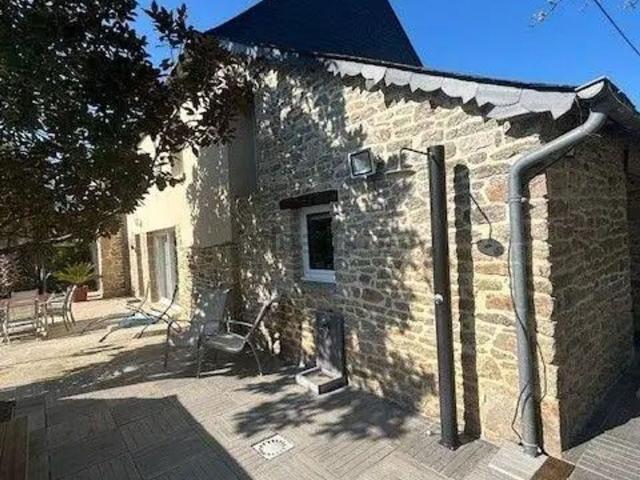 Maison, Saint Juvat